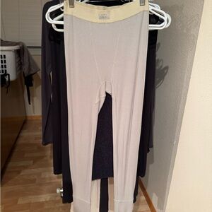 Skims light grey leggings